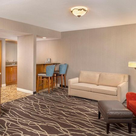 Doubletree By Hilton San Bernardino Hotel Exterior photo
